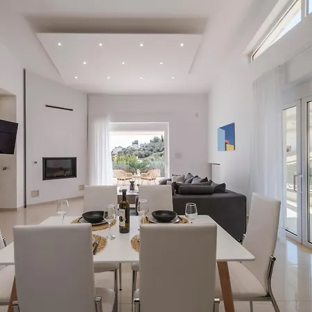 Shemesh Apartment *